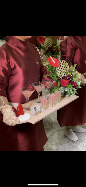 احمر🌹
